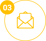 メールでサービス資料を確認